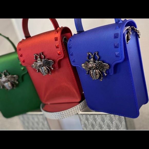 Bumble Bee Bags - Picture 13 of 13